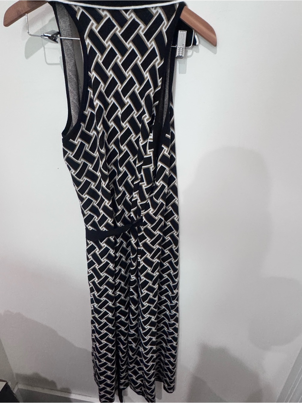 Diane Von Furstenberg x Target Black and White Geometric Wrap Midi Dress - Picture 9 of 10